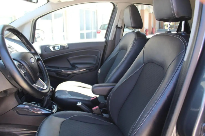 Ford EcoSport 1.0 EcoBoost 125 CV Titanium S - immagine 6