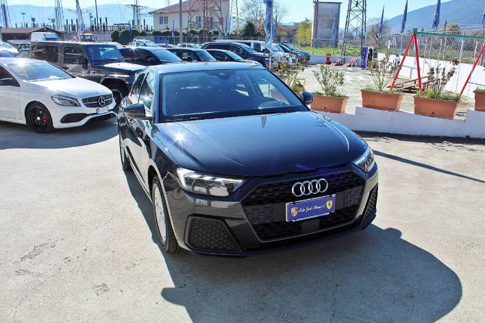 Audi A1 SPB 25 TFSI Business - immagine 14
