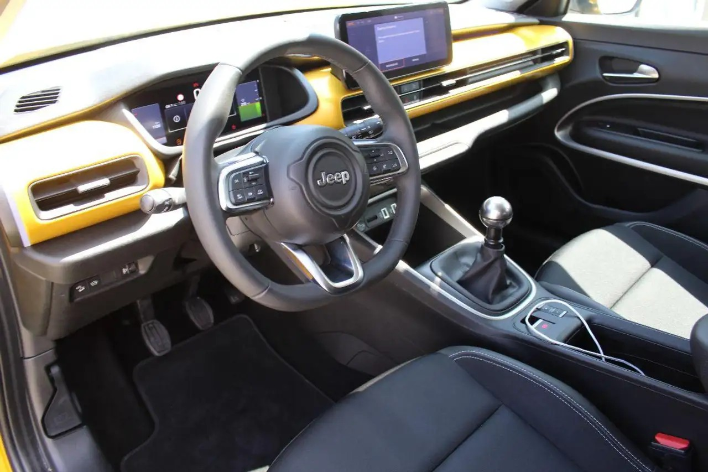Jeep Avenger 1.2 Turbo Summit - immagine 6