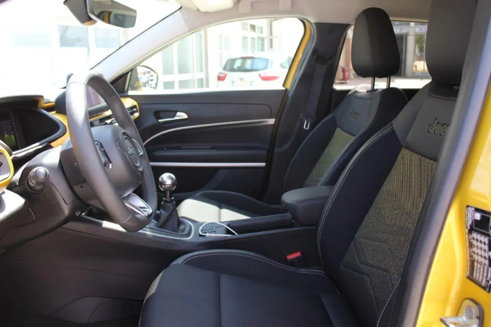 Jeep Avenger 1.2 Turbo Summit - immagine 7