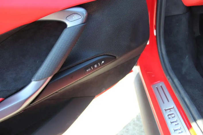 Ferrari 296 GTB - immagine 7
