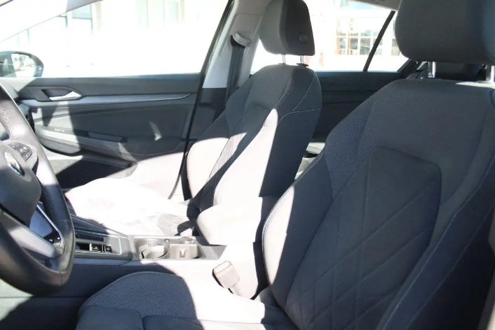 Volkswagen Golf VIII 2022 2.0 tdi Active115cv dsg - immagine 6