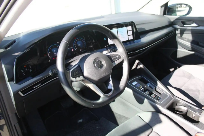 Volkswagen Golf VIII 2022 2.0 tdi Active115cv dsg - immagine 5