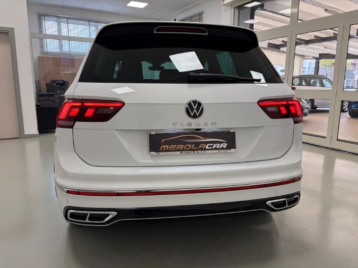 Volkswagen Tiguan II 2021 2.0 tdi R-Line 150cv dsg - immagine 6
