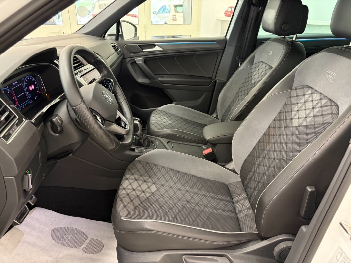 Volkswagen Tiguan II 2021 2.0 tdi R-Line 150cv dsg - immagine 12