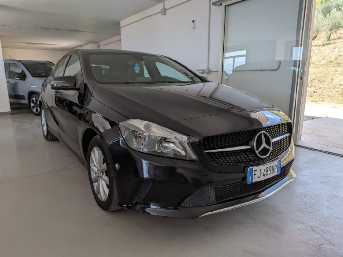 Classe A - W176 d Sport auto my16 - immagine 2