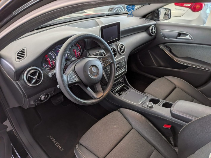 Classe A - W176 d Sport auto my16 - immagine 13