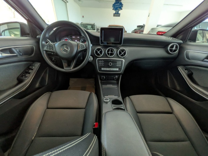 Classe A - W176 d Sport auto my16 - immagine 14