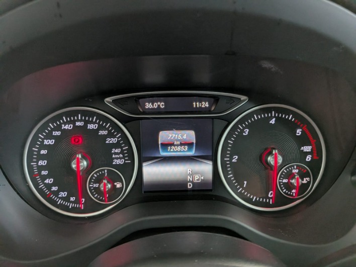 Classe A - W176 d Sport auto my16 - immagine 15