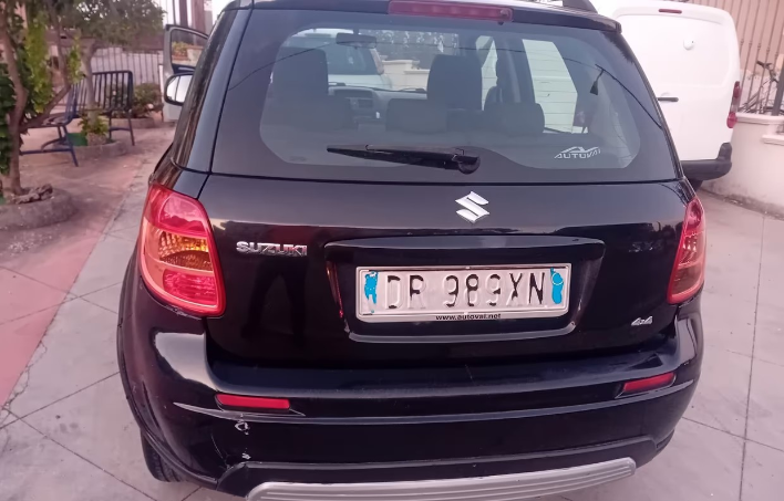 Suzuki SX4 1.9 DDiS 4WD Outdoor Line - immagine 8