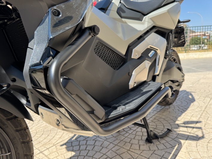HONDA X-ADV 750 DCT MY26 - immagine 11