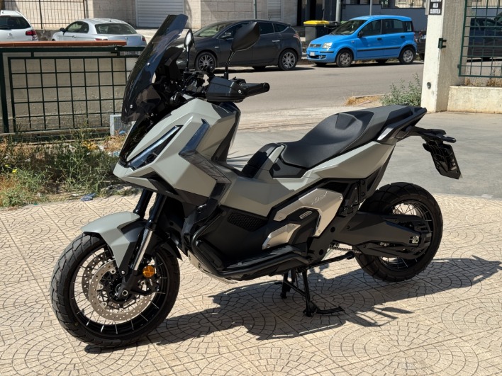 HONDA X-ADV 750 DCT MY26 - immagine 3