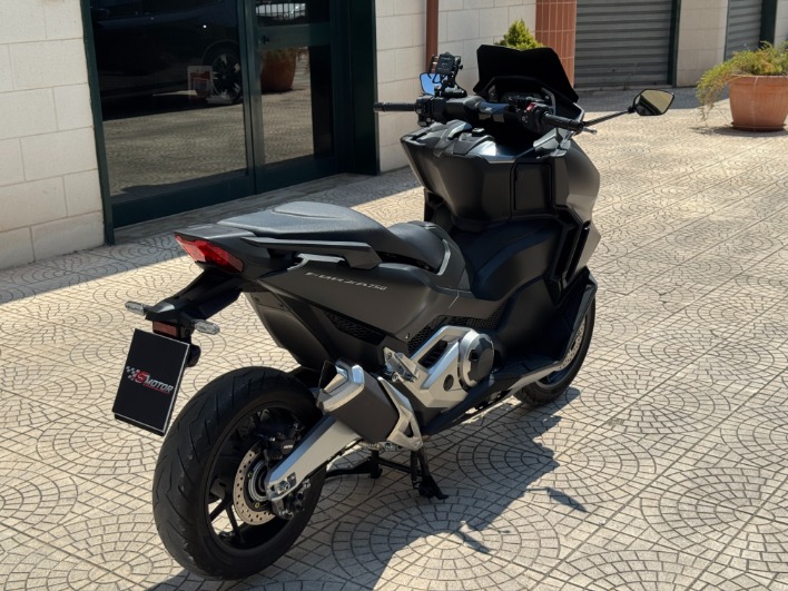 HONDA FORZA 750 - immagine 6