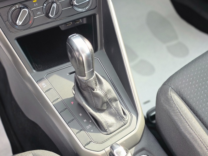 VW POLO 1.0 95CV AUTOMATICA - 2019 - immagine 13