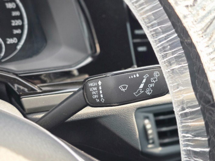 VW POLO 1.0 95CV AUTOMATICA - 2019 - immagine 21