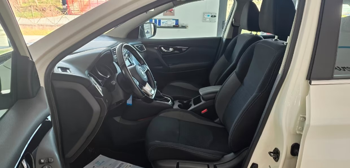 Nissan Qashqai 1.5 dCi 115 CV DCT N-Connecta - immagine 14