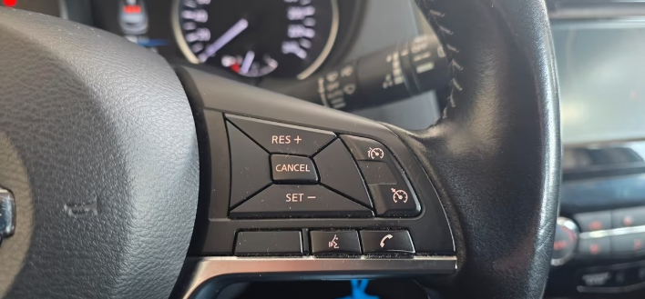 Nissan Qashqai 1.5 dCi 115 CV DCT N-Connecta - immagine 2