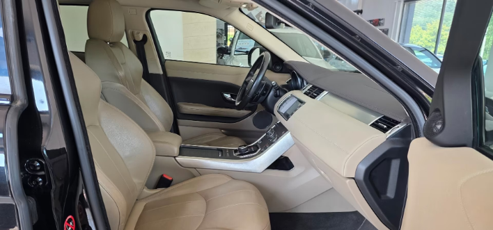 Land Rover Range Evoque 2.0 TD4 150 CV 5p. SE - immagine 3