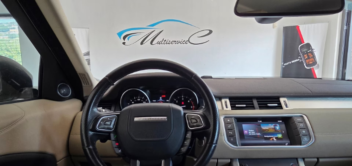 Land Rover Range Evoque 2.0 TD4 150 CV 5p. SE - immagine 8