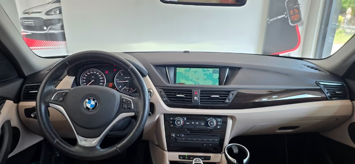 Bmw X1 sDrive20d Sport Line - immagine 13