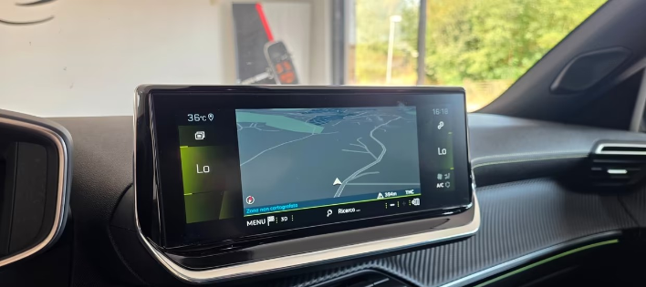 Peugeot 2008 BlueHDi 130 S&S EAT8 GT - immagine 1
