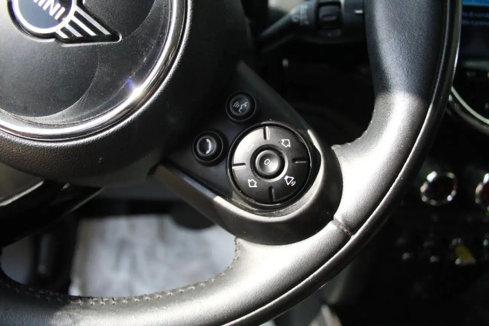 MINI Cooper Countryman Mini 1.5 Cooper SE Business Countryman ALL4 - immagine 1