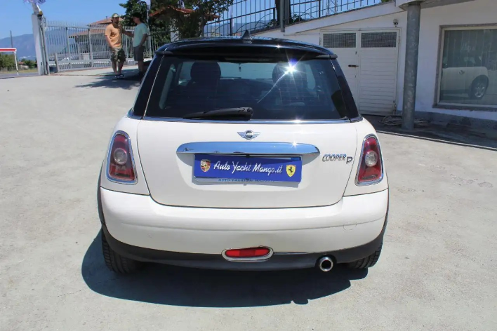 MINI One D 1.6 16V Cooper D Chili - immagine 12