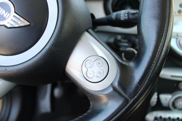 MINI One D 1.6 16V Cooper D Chili - immagine 3