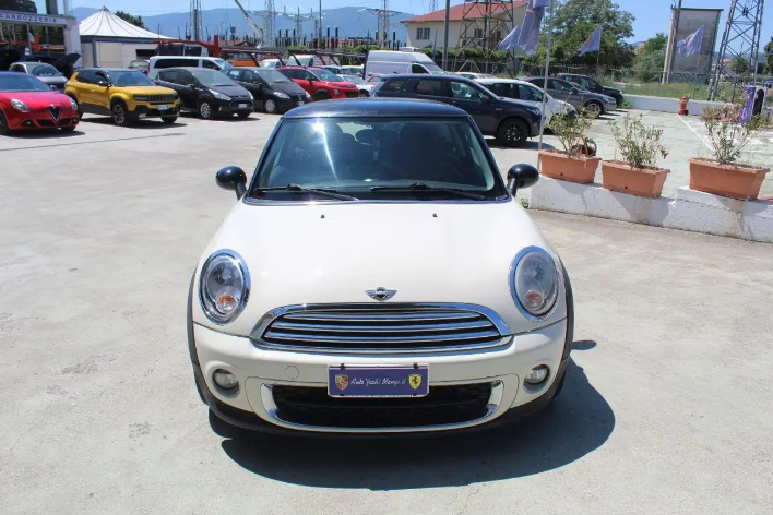 MINI One D 1.6 16V Cooper D Chili - immagine 15