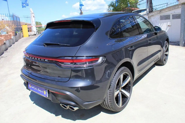 Porsche Macan 2.0 - immagine 9