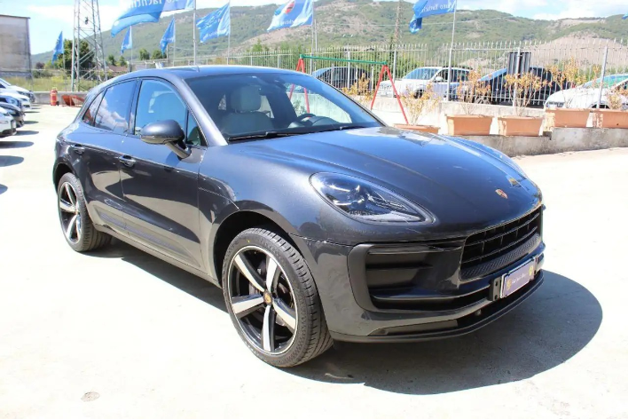 Porsche Macan 2.0 - immagine 11