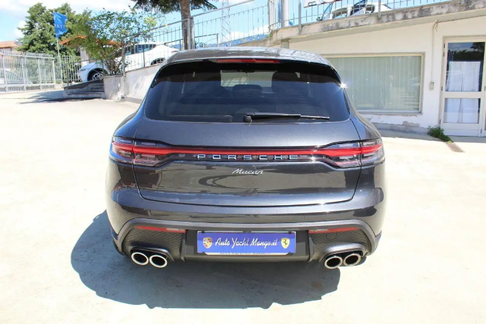 Porsche Macan 2.0 - immagine 8