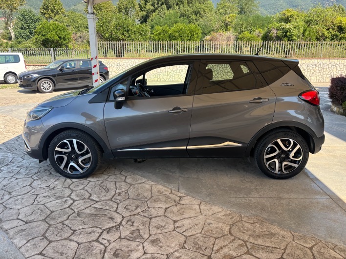 Renault Captur 1.5 dCi 90 CV EDC Project Runway - immagine 5