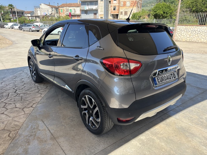 Renault Captur 1.5 dCi 90 CV EDC Project Runway - immagine 6