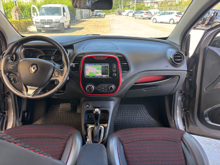 Renault Captur 1.5 dCi 90 CV EDC Project Runway - immagine 14