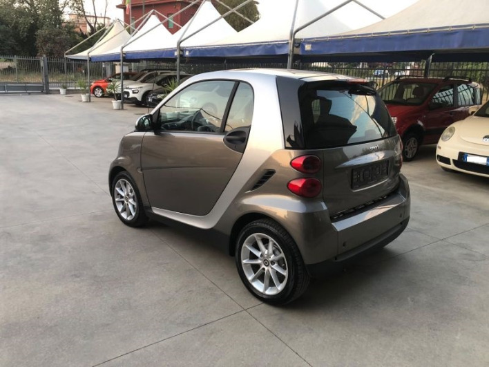 Smart ForTwo 800 CDi anno 2010 - immagine 4