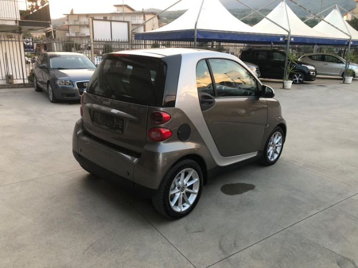 Smart ForTwo 800 CDi anno 2010 - immagine 5