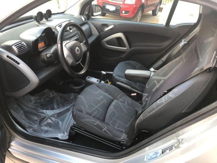 Smart ForTwo 800 CDi anno 2010 - immagine 6