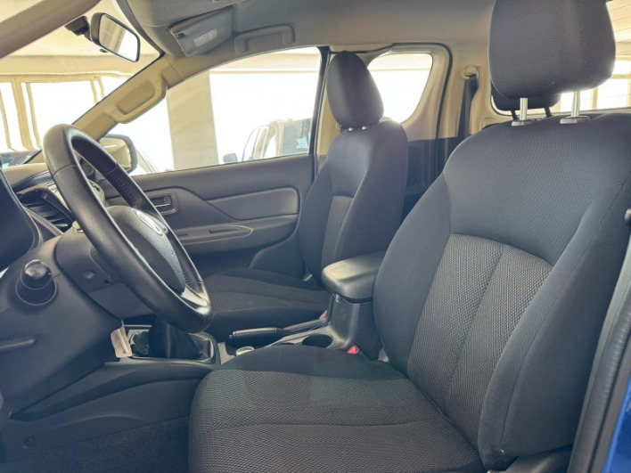 Fullback 2.4 cabina estesa SX 4wd s&s - immagine 6