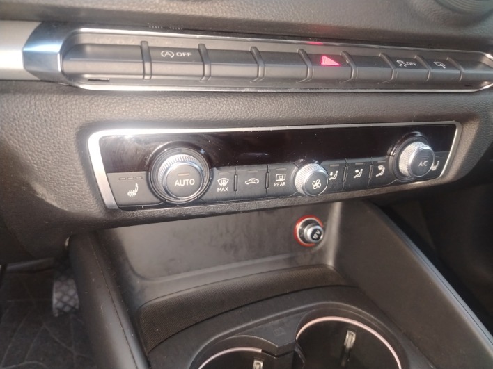 AUDI A3 Sportback Gtron - immagine 11