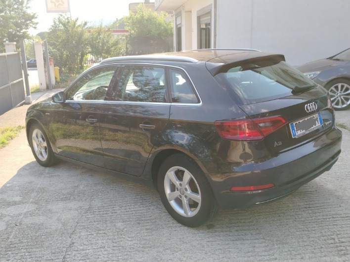 AUDI A3 Sportback Gtron - immagine 1