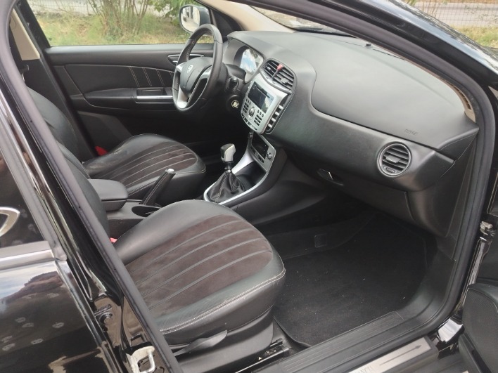 Lancia Delta 1.4 Tjet GPL 120 cv - immagine 6