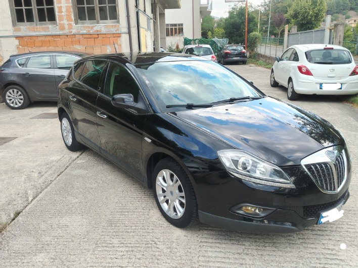 Lancia Delta 1.4 Tjet GPL 120 cv - immagine 2