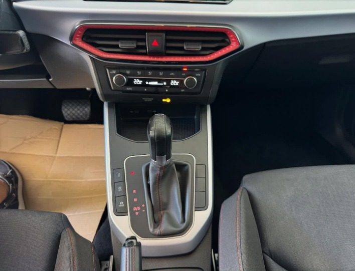 Arona 2022 1.0 ecotsi FR 110cv dsg - immagine 7