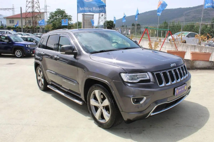Jeep Grand Cherokee 3.0 V6 CRD 250 CV Multijet II Overland - immagine 13