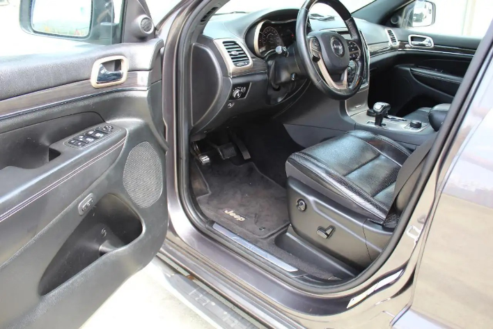 Jeep Grand Cherokee 3.0 V6 CRD 250 CV Multijet II Overland - immagine 7
