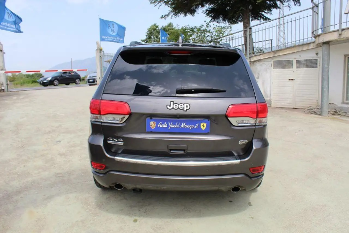 Jeep Grand Cherokee 3.0 V6 CRD 250 CV Multijet II Overland - immagine 10