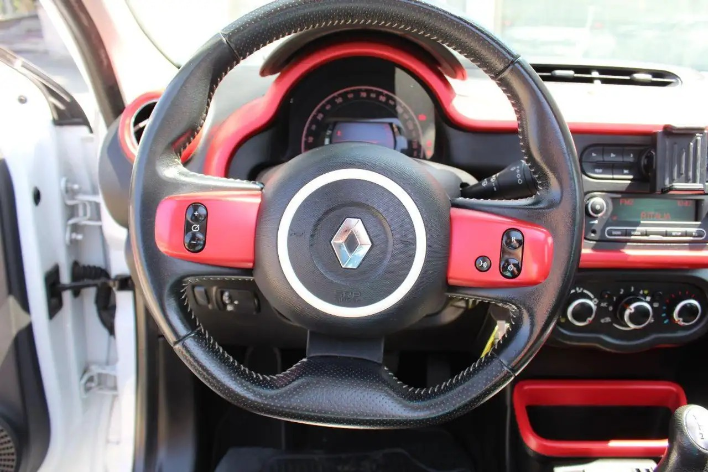 Renault Twingo TCe 90 CV S&S Openair - immagine 5