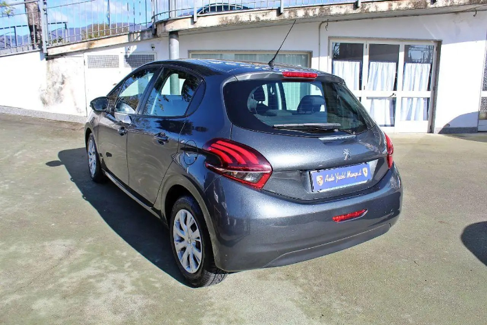 Peugeot 208 BlueHDi 75 5p. Allure - immagine 8