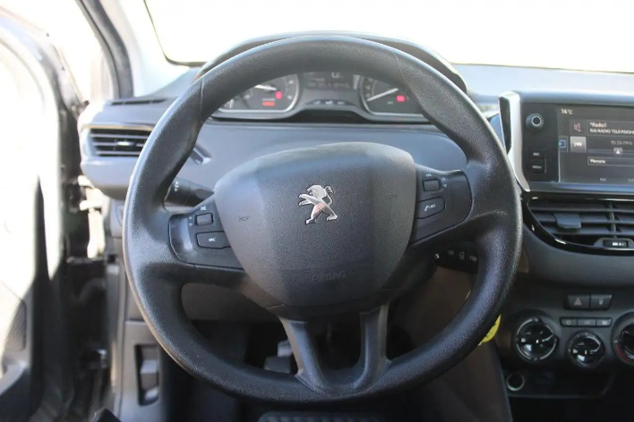 Peugeot 208 BlueHDi 75 5p. Allure - immagine 4